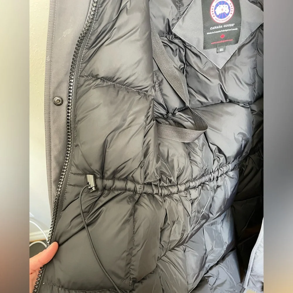 Canada Goose Trillium Parka - Picture 13 of 16